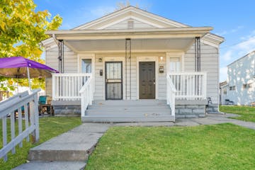 664 S 27Th St Louisville, KY 40211